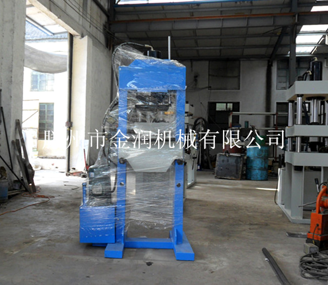 龙门液压机图二